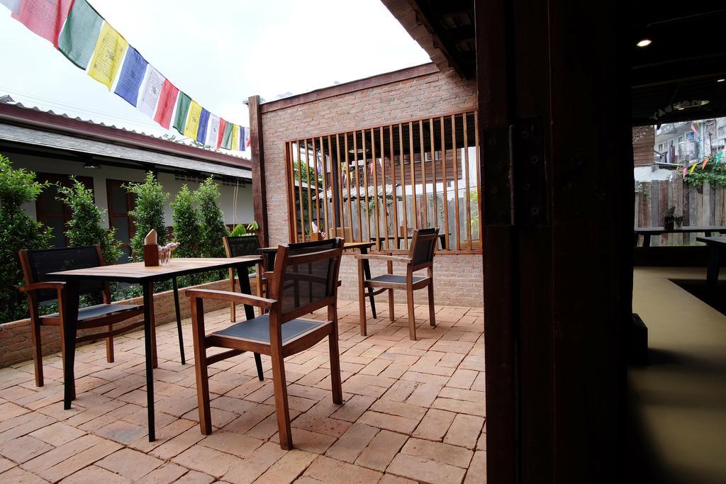 Monday Moon Apartment Chiang Mai Exterior foto